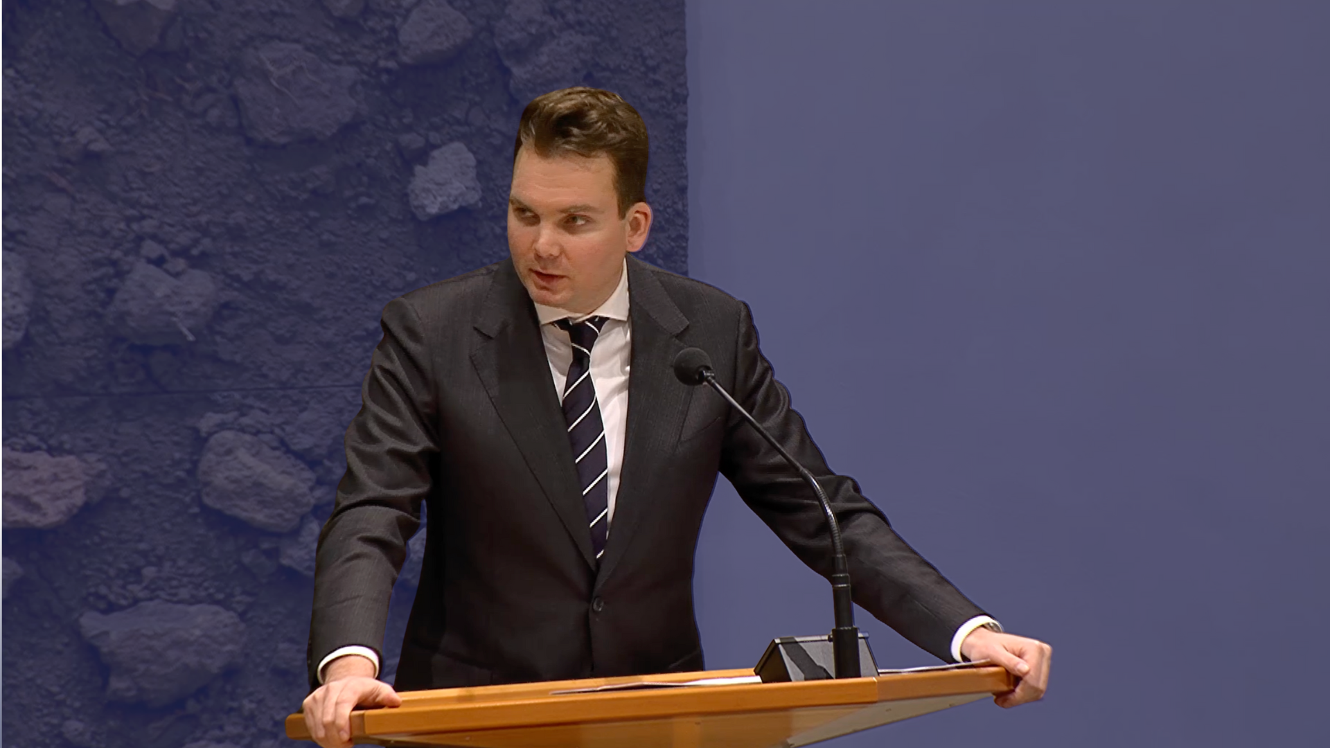 Uitbuiting, dakloosheid en verloedering door arbeidsmigratie | Maidenspeech Simon Ceulemans
